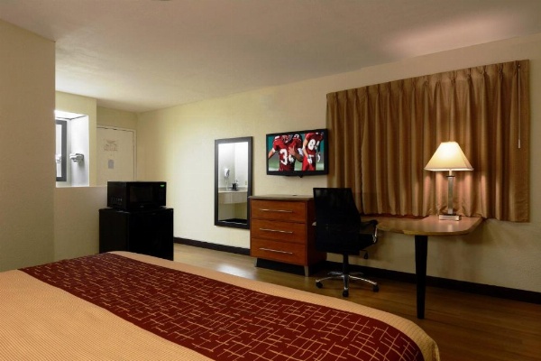 Red Roof Inn San Dimas - Fairplex image 22